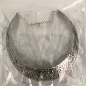 Womens silver chunky necklace